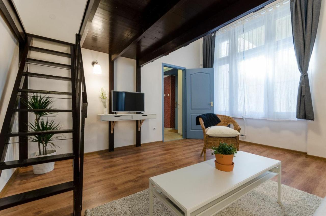 Quiet Cozy Apartment In Party Street E1 بودابست المظهر الخارجي الصورة
