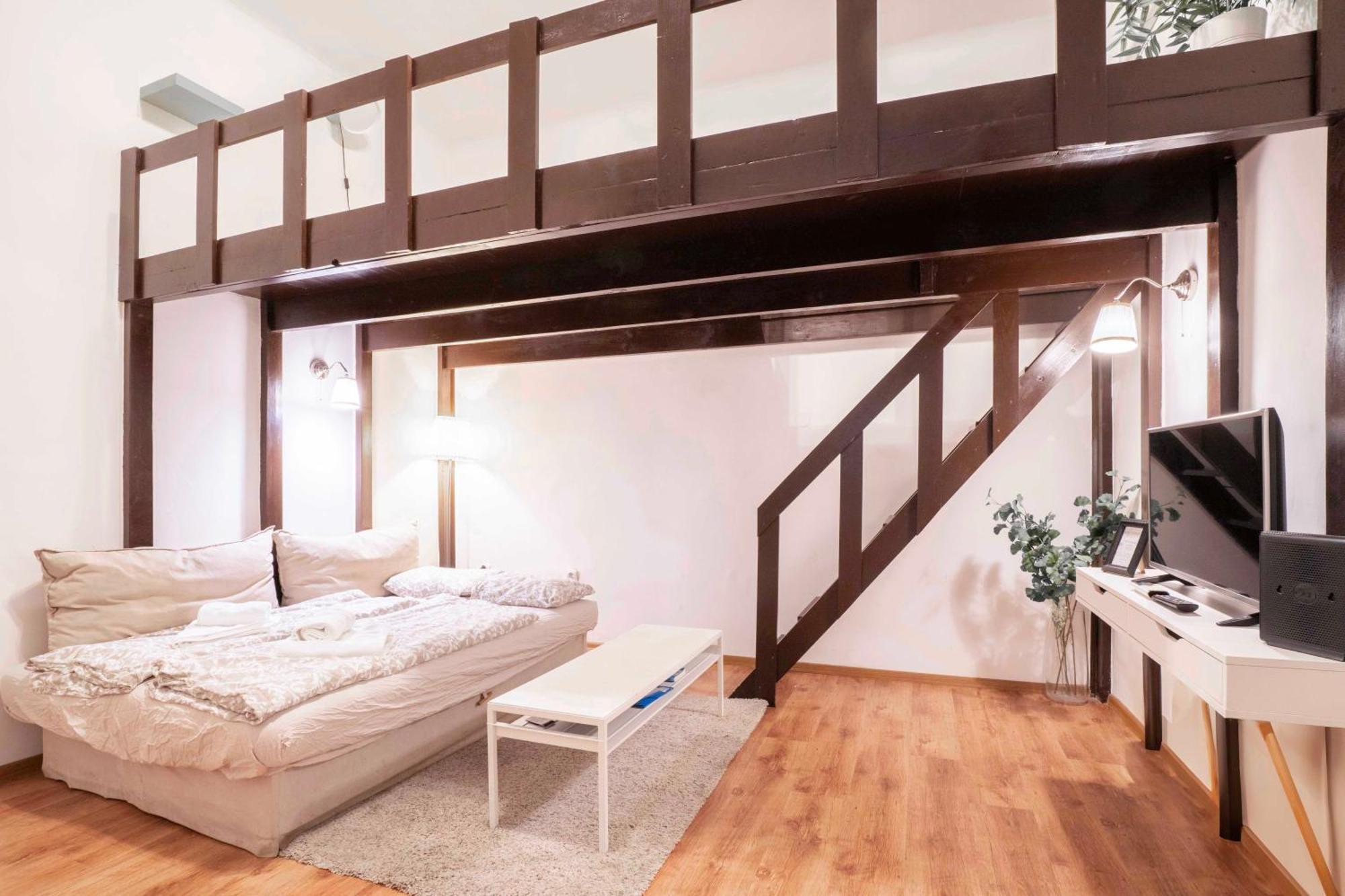 Quiet Cozy Apartment In Party Street E1 بودابست المظهر الخارجي الصورة