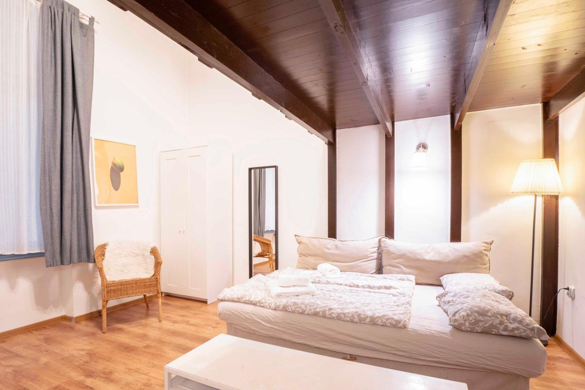 Quiet Cozy Apartment In Party Street E1 بودابست المظهر الخارجي الصورة